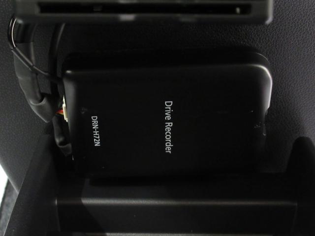 �R�N����T�N��̃J�[���C�t�X�^�C���������������B�茳�Ɍ������c���Ă��������B