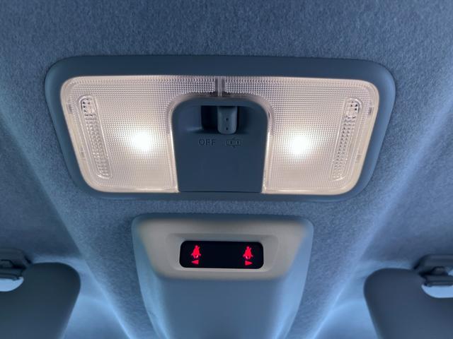 �X���̓J�t�F�̂悤�ȕ��͋C�ŁA���߂Ă����X�̕��ł�������肨���났������Ǝv���܂��B�i�v�d�a�W���ꏜ���j