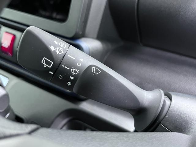 タント X 左側パワースライドドア シートヒーター USB入力端子 オートライト キーフリー アイドリングストップ 衝突被害軽減システム レーンアシスト オートマチックハイビーム ティーゼットデオプラス(19枚目)