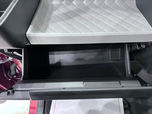 タント Ｘ　シートヒーター　左側パワースライドドア　オートライト　キーフリー　アイドリングストップ　バックモニター　ナビ　ドライブレコーダー　ＵＳＢ入力端子　Ｂｌｕｅｔｏｏｔｈ　ティーゼットデオプラス（30枚目）