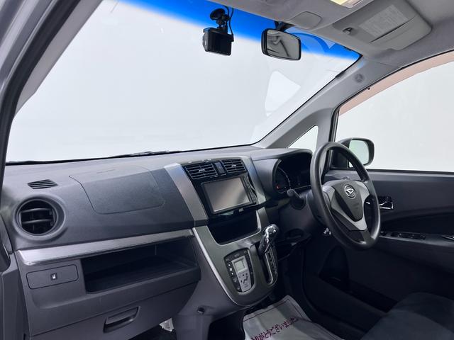 ムーヴ カスタムＸ　ＳＡ　オートライト　キーフリー　アイドリングストップ　電動格納式ドアミラー　衝突被害軽減システム　エアコン　パワーステアリング　パワーウィンドウ　運転席エアバッグ　ＡＢＳ　ティーゼットデオプラス（12枚目）