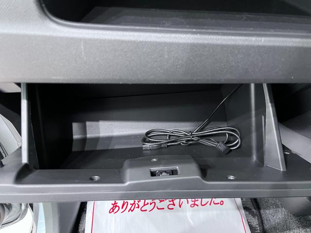 ムーヴ カスタムＸ　ＳＡ　オートライト　キーフリー　アイドリングストップ　電動格納式ドアミラー　衝突被害軽減システム　エアコン　パワーステアリング　パワーウィンドウ　運転席エアバッグ　ＡＢＳ　ティーゼットデオプラス（24枚目）