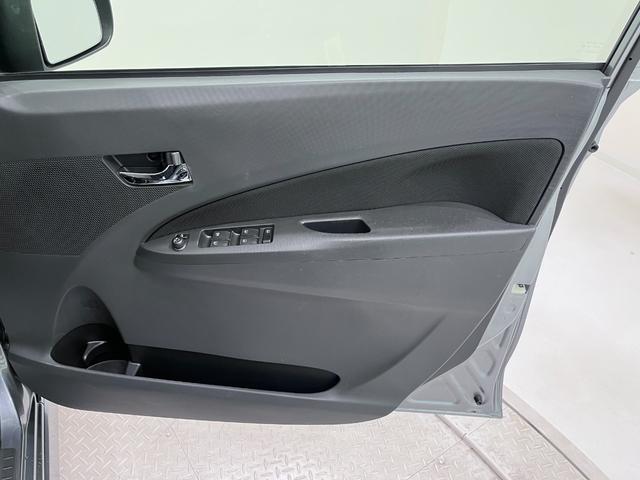 ムーヴ カスタムＸ　ＳＡ　オートライト　キーフリー　アイドリングストップ　電動格納式ドアミラー　衝突被害軽減システム　エアコン　パワーステアリング　パワーウィンドウ　運転席エアバッグ　ＡＢＳ　ティーゼットデオプラス（41枚目）