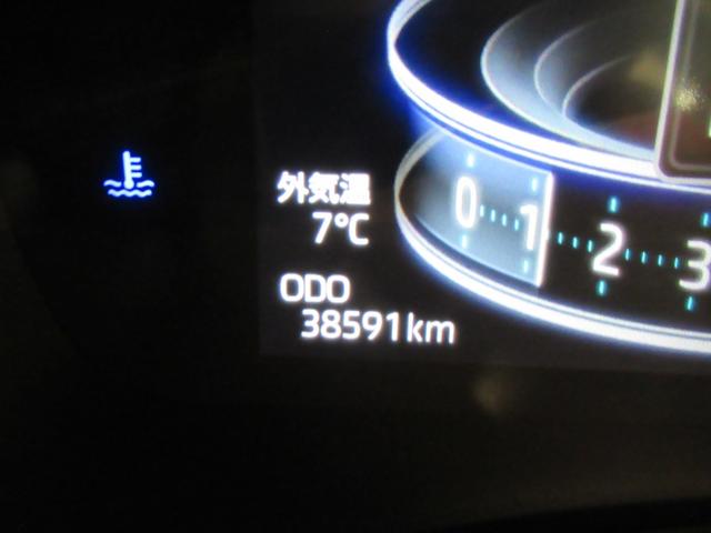 ロッキー プレミアムＧ　シートヒーター　オートライト　キーフリー　アイドリングストップ　バックモニター　ディスプレイオーディオ　ドライブレコーダー　ＵＳＢ入力端子　Ｂｌｕｅｔｏｏｔｈ　ティーゼットデオプラス（11枚目）