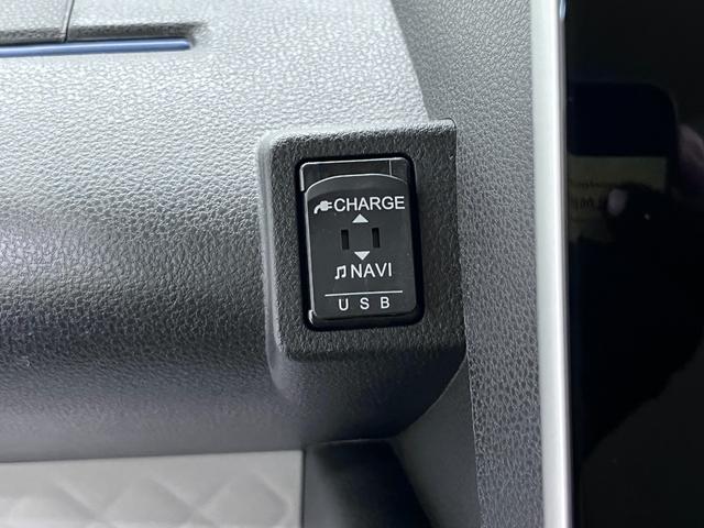 タント Ｘ　シートヒーター　左側パワースライドドア　オートライト　キーフリー　アイドリングストップ　パノラマモニター　ナビ　ドライブレコーダー　ＵＳＢ入力端子　Ｂｌｕｅｔｏｏｔｈ　ティーゼットデオプラス（19枚目）