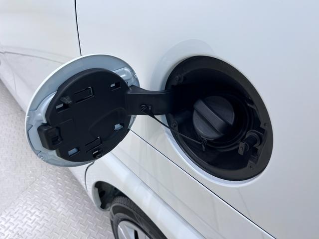 タント Ｘ　シートヒーター　左側パワースライドドア　オートライト　キーフリー　アイドリングストップ　パノラマモニター　ナビ　ドライブレコーダー　ＵＳＢ入力端子　Ｂｌｕｅｔｏｏｔｈ　ティーゼットデオプラス（50枚目）