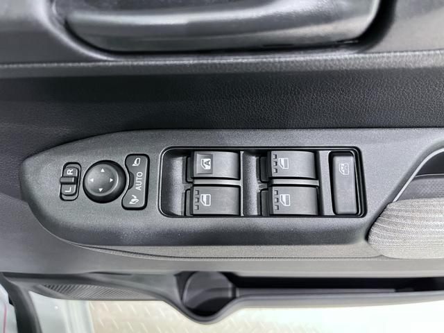 ムーヴ Ｘ　パノラマモニター　１０インチナビ　ドライブレコーダー　左側パワースライドドア　ＵＳＢ入力端子　Ｂｌｕｅｔｏｏｔｈ　オートライト　キーフリー　アイドリングストップ　ティーゼットデオプラス（15枚目）