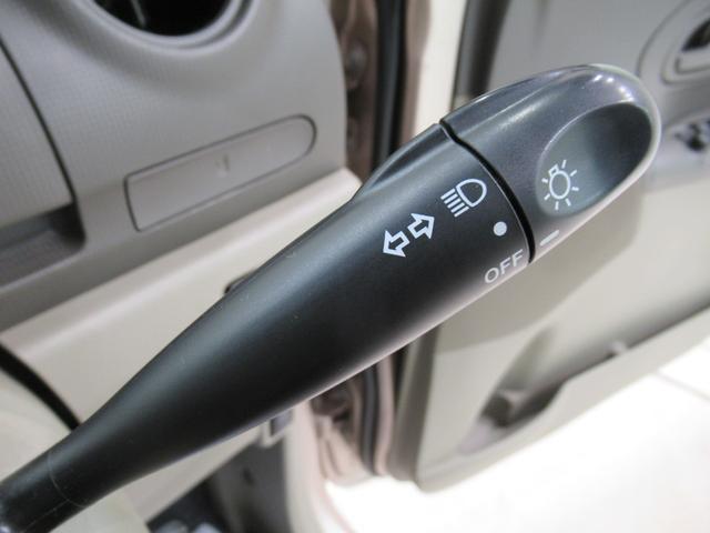 タント Ｘリミテッド　左側パワースライドドア　キーフリー　アイドリングストップ　電動格納式ドアミラー　エアコン　パワーステアリング　パワーウィンドウ　運転席エアバッグ　ＡＢＳ　ティーゼットデオプラス（18枚目）