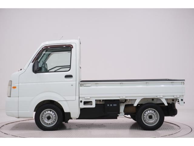 キャリイトラック ＦＣエアコン・パワステ　４ＷＤ　ＭＴ５速　荷台作業灯　ＡＭ／ＦＭラジオ　エアコン　パワーステアリング　ティーゼットデオプラス（4枚目）
