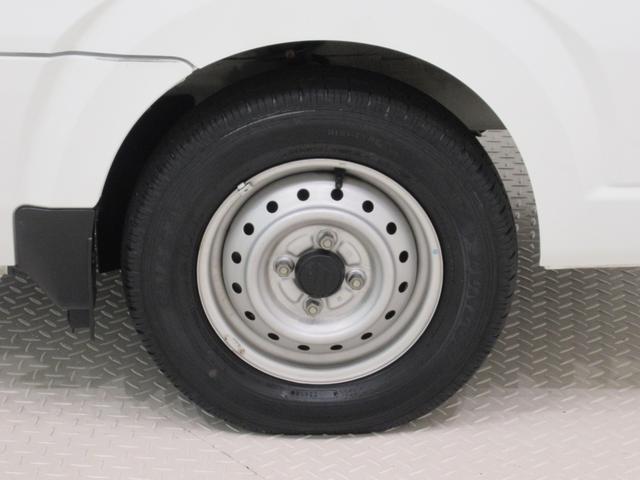 キャリイトラック ＦＣエアコン・パワステ　４ＷＤ　ＭＴ５速　荷台作業灯　ＡＭ／ＦＭラジオ　エアコン　パワーステアリング　ティーゼットデオプラス（35枚目）