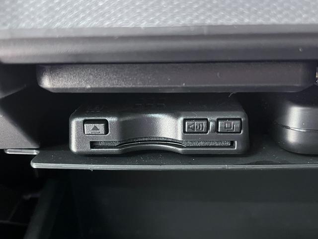 タフト Gターボ シートヒーター オートライト キーフリー アイドリングストップ パノラマモニター ナビ ドライブレコーダー USB入力端子 Bluetooth 電動パーキングブレーキ ティーゼットデオプラス(18枚目)