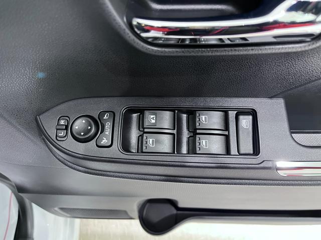 タント カスタムRSリミテッド パノラマモニター 7インチナビ ドライブレコーダー 両側パワースライドドア シートヒーター USB入力端子 Bluetooth オートライト キーフリー アイドリングストップ ティーゼットデオプラス(15枚目)