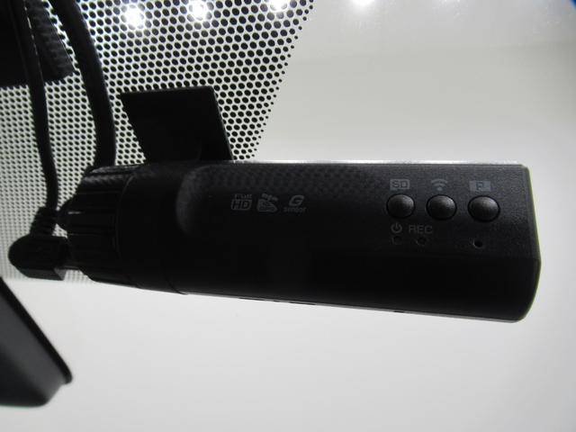 �_�C�n�c�F�蒆�ÎԂ́A�u�ԗ���ԏؖ����v�u��U�O���ڂ̓O��_���E�����v�u�����̓O�ꐴ�|�Ɛ��v�u�P�N�Ԗ����ۏ؁i�ԗ��{�̉��i�R�O���~�ȉ��̎ԗ��͂R�����܂��͂R�O�O�O�����̕ۏ؁j�v���S�Ԃɕt���Ă��܂��B