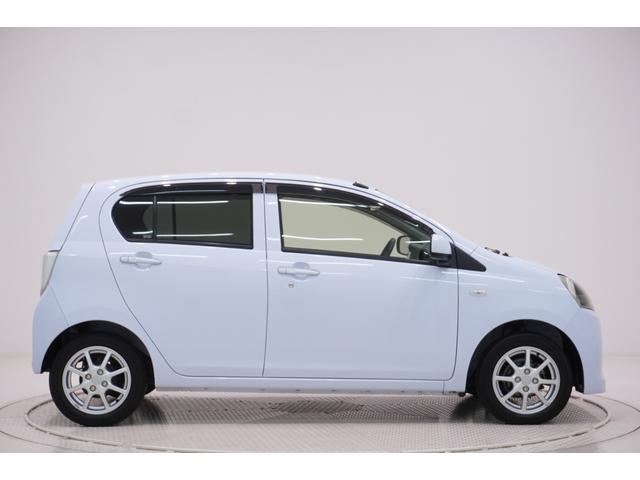 ミライース Ｘメモリアルエディション　キーレスエントリー　アイドリングストップ　電動格納式ドアミラー　エアコン　パワーステアリング　パワーウィンドウ　運転席エアバッグ　ＡＢＳ　ティーゼットデオプラス（5枚目）