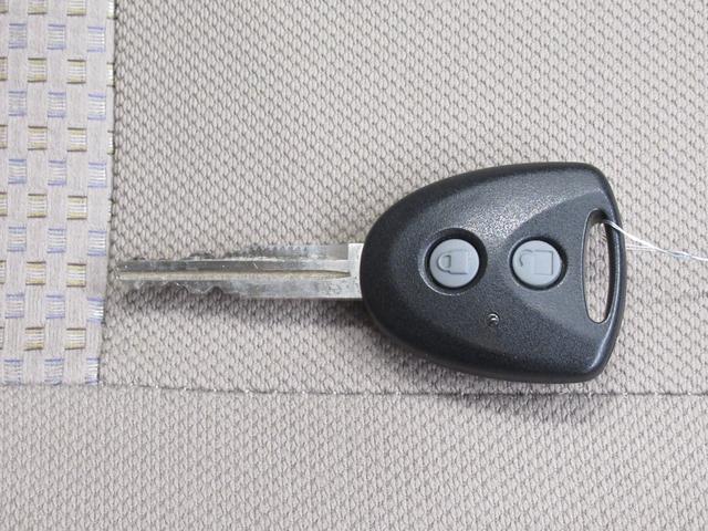 ミライース Ｘメモリアルエディション　キーレスエントリー　アイドリングストップ　電動格納式ドアミラー　エアコン　パワーステアリング　パワーウィンドウ　運転席エアバッグ　ＡＢＳ　ティーゼットデオプラス（45枚目）