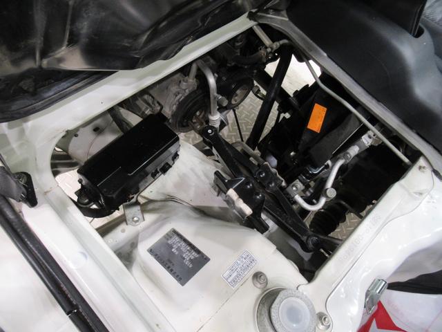 ハイゼットトラック エアコン・パワステ　スペシャル　４ＷＤ　ＭＴ５速　ＡＭ／ＦＭラジオ　エアコン　パワーステアリング　ティーゼットデオプラス（10枚目）