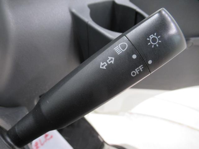 ハイゼットトラック エアコン・パワステ　スペシャル　４ＷＤ　ＭＴ５速　ＡＭ／ＦＭラジオ　エアコン　パワーステアリング　ティーゼットデオプラス（19枚目）