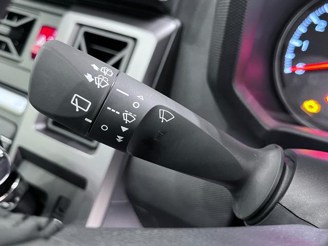 タフト Ｇターボ　ダーククロムベンチャー　バックモニター　９インチディスプレイオーディオ　ドライブレコーダー　シートヒーター　ＵＳＢ入力端子　Ｂｌｕｅｔｏｏｔｈ　オートライト　キーフリー　アイドリングストップ　ティーゼットデオプラス（21枚目）