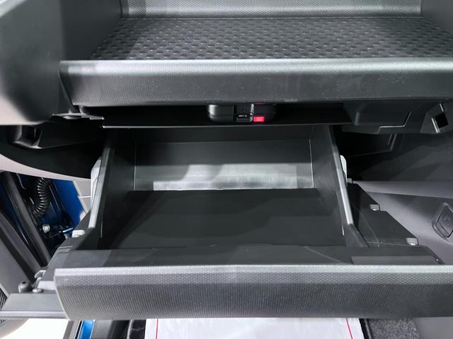 タフト Ｇターボ　ダーククロムベンチャー　バックモニター　９インチディスプレイオーディオ　ドライブレコーダー　シートヒーター　ＵＳＢ入力端子　Ｂｌｕｅｔｏｏｔｈ　オートライト　キーフリー　アイドリングストップ　ティーゼットデオプラス（29枚目）