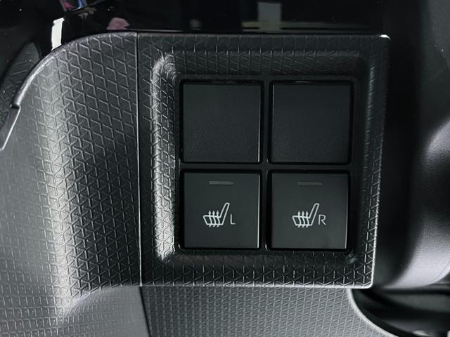 タント カスタムＲＳ　両側パワースライドドア　シートヒーター　ＵＳＢ入力端子　オートライト　キーフリー　アイドリングストップ　衝突被害軽減システム　レーンアシスト　オートマチックハイビーム　ティーゼットデオプラス（17枚目）