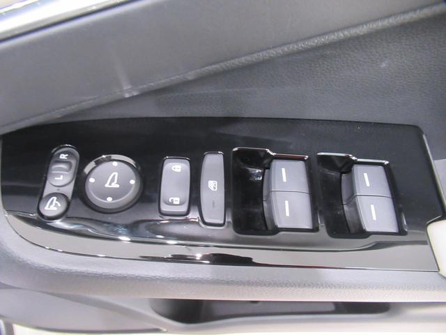 ヴェゼル ｅ：ＨＥＶ　ＰＬａＹ　シートヒーター　オートライト　キーフリー　電動格納式ドアミラー　エアコン　パワーステアリング　パワーウィンドウ　運転席エアバッグ　ＡＢＳ　ティーゼットデオプラス（15枚目）