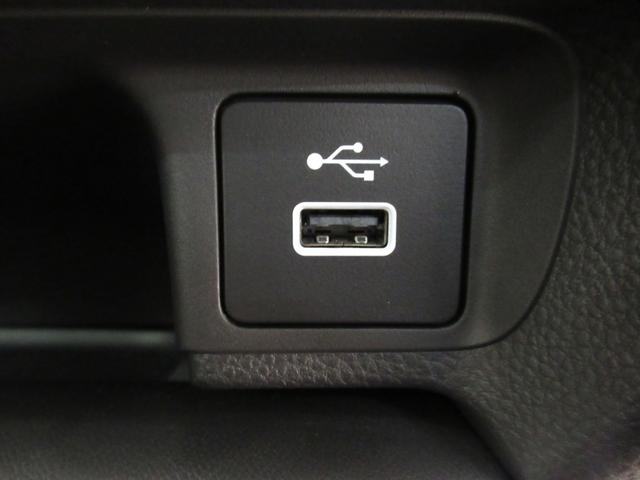 ヴェゼル ｅ：ＨＥＶ　ＰＬａＹ　シートヒーター　オートライト　キーフリー　電動格納式ドアミラー　エアコン　パワーステアリング　パワーウィンドウ　運転席エアバッグ　ＡＢＳ　ティーゼットデオプラス（27枚目）