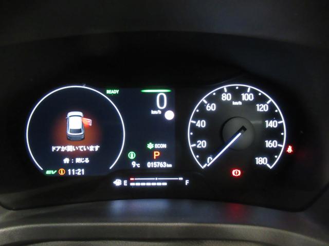 ヴェゼル ｅ：ＨＥＶ　ＰＬａＹ　シートヒーター　オートライト　キーフリー　電動格納式ドアミラー　エアコン　パワーステアリング　パワーウィンドウ　運転席エアバッグ　ＡＢＳ　ティーゼットデオプラス（64枚目）