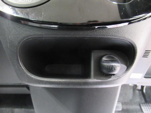 タント カスタムＸ　ＳＡ２　左側パワースライドドア　オートライト　キーフリー　アイドリングストップ　電動格納式ドアミラー　衝突被害軽減システム　レーンアシスト　ティーゼットデオプラス（32枚目）