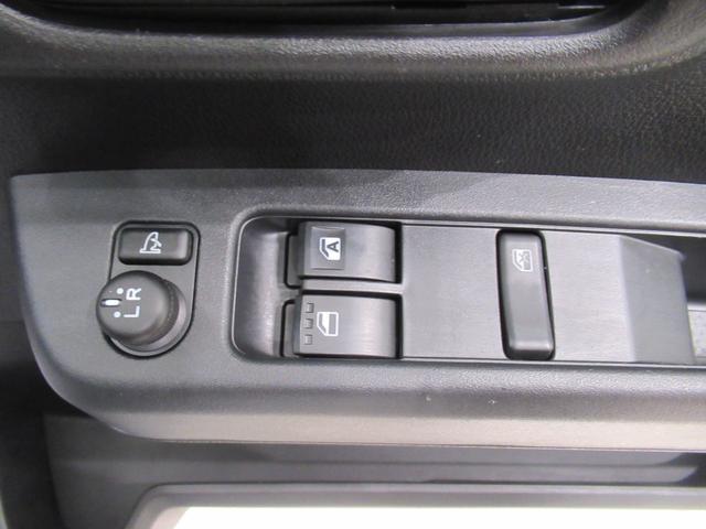 ハイゼットカーゴ クルーズ　両側スライドドア　オートライト　キーフリー　アイドリングストップ　バックモニター　ナビ　ドライブレコーダー　ＵＳＢ入力端子　Ｂｌｕｅｔｏｏｔｈ　ティーゼットデオプラス（14枚目）