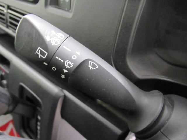 ハイゼットカーゴ クルーズ　両側スライドドア　オートライト　キーフリー　アイドリングストップ　バックモニター　ナビ　ドライブレコーダー　ＵＳＢ入力端子　Ｂｌｕｅｔｏｏｔｈ　ティーゼットデオプラス（19枚目）