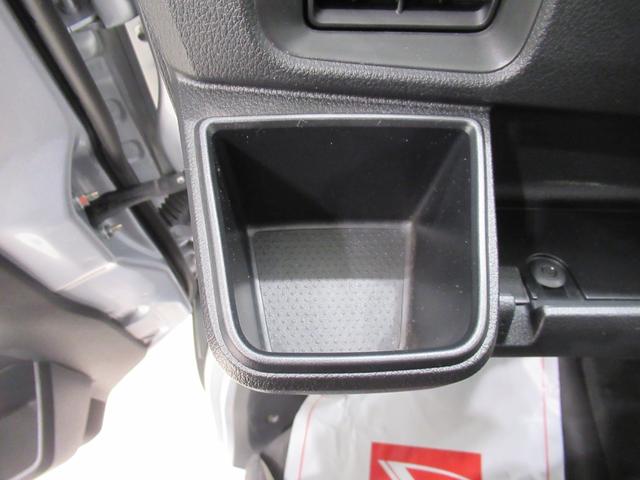 ハイゼットカーゴ クルーズ　両側スライドドア　オートライト　キーフリー　アイドリングストップ　バックモニター　ナビ　ドライブレコーダー　ＵＳＢ入力端子　Ｂｌｕｅｔｏｏｔｈ　ティーゼットデオプラス（28枚目）