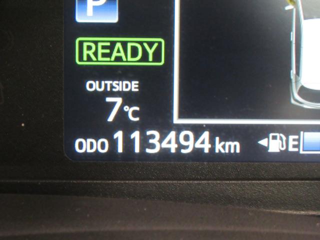 ヴィッツ ハイブリッドＵ　シートヒーター　オートライト　キーフリー　電動格納式ドアミラー　エアコン　パワーステアリング　パワーウィンドウ　運転席エアバッグ　ＡＢＳ　ティーゼットデオプラス（10枚目）