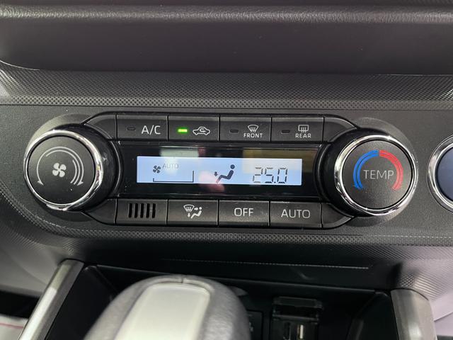 �R�N����T�N��̃J�[���C�t�X�^�C���������������B�茳�Ɍ������c���Ă��������B