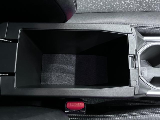 �y�����c�Ƃ��Ă���܂��B���d�������x�݂̓��ɂ��Ƒ��������ł��z�����������B�i�v�d�a�W���ꉪ�R�͒ʏ�̓X�܂ł͂������܂���̂ł����ӂ��������B�j