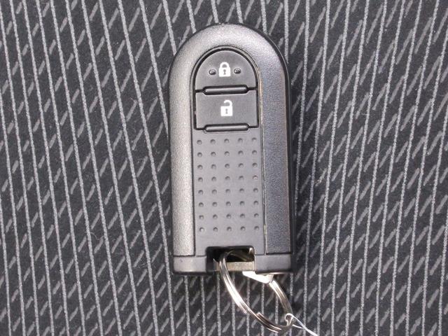 ムーヴ カスタムＸハイパー　ＳＡ　オートライト　キーフリー　アイドリングストップ　電動格納式ドアミラー　衝突被害軽減システム　エアコン　パワーステアリング　パワーウィンドウ　運転席エアバッグ　ＡＢＳ　ティーゼットデオプラス（50枚目）