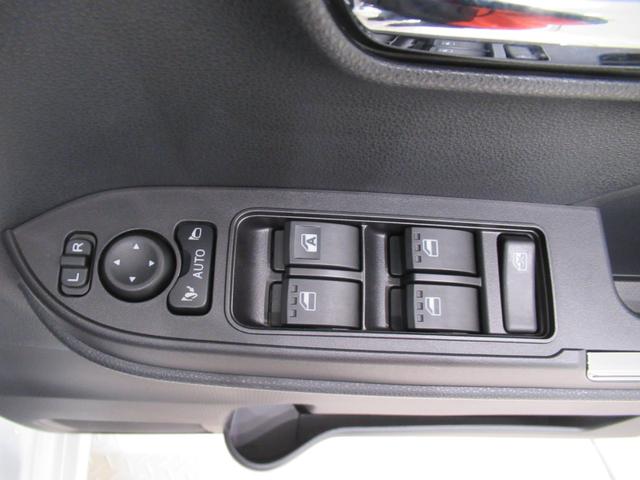 タント カスタムRS 両側パワースライドドア シートヒーター USB入力端子 オートライト キーフリー アイドリングストップ 衝突被害軽減システム レーンアシスト オートマチックハイビーム ティーゼットデオプラス(15枚目)