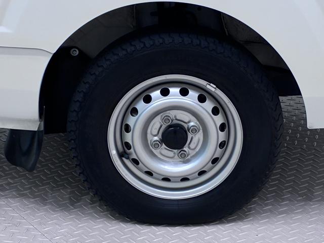 ハイゼットトラック エクストラ　ＳＡ３ｔ　ＬＥＤヘッドランプ　荷台作業灯　ＣＤチューナー　衝突被害軽減システム　レーンアシスト　エアコン　パワーステアリング　パワーウィンドウ　運転席エアバッグ　ＡＢＳ　ティーゼットデオプラス（41枚目）