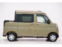 県内13店舗にて常時500台以上ダイハツ車を展示中です。見て、触って、納得のいく一台をぜひ見つけてください。