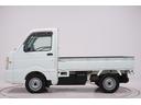 キャリイトラック ＦＣエアコン・パワステ　４ＷＤ　ＭＴ５速　荷台作業灯　ＡＭ／ＦＭラジオ　エアコン　パワーステアリング　ティーゼットデオプラス（4枚目）