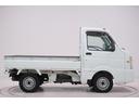 キャリイトラック ＦＣエアコン・パワステ　４ＷＤ　ＭＴ５速　荷台作業灯　ＡＭ／ＦＭラジオ　エアコン　パワーステアリング　ティーゼットデオプラス（5枚目）