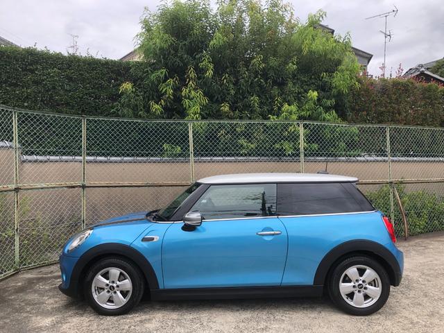 ＭＩＮＩ クーパーＤ　禁煙車・３．７万キロ・コンフォートアクセス・バックカメラ・ＡＵＸ・ＵＳＢ入力・検査Ｒ９年３月まで（7枚目）