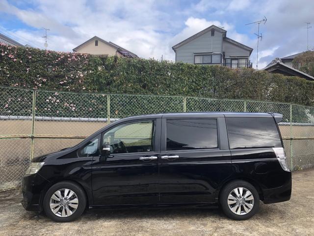 ステップワゴンスパーダ Ｚ　１オーナー・禁煙車・８インチナビ・フルセグ・Ｂｌｕｅｔｏｏｔｈ・ＤＶＤ・リアフリップダウンモニター・ＥＴＣ・スマートキー・両側パワースライド・純正１６ＡＷ・ディスチャージ（7枚目）