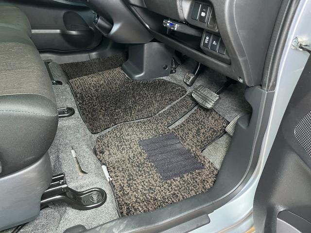 デイズ ハイウェイスター　Ｇターボ　衝突被害軽減ブレーキシステム　アラウンドビューモニター　ステアリングスイッチ　クルーズコントロール　Ｐスタート　オートハイビーム　ＥＴＣ　キーフリー（24枚目）
