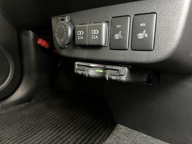 ミラトコット Ｇ　ＳＡＩＩＩ　サポカーＳワイド適合　パノラマモニター対応　ステアリングスイッチ　Ｐスタート　ＵＳＢ接続端子　シートヒーター　ＥＴＣ　コーナーセンサー　横滑り防止機能　誤発進抑制機能　電動格納ミラー　キーフリー（18枚目）