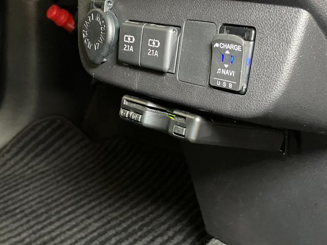 ミラトコット Ｘ　ＳＡＩＩＩ　サポカーＳワイド適合　ＵＳＢ接続端子　ＥＴＣ　ドラレコ　ステアリングスイッチ　コーナーセンサー　光軸調整ダイヤル　オートハイビーム　アイドリングストップ　横滑り防止機能　誤発進抑制機能　キーフリー（18枚目）