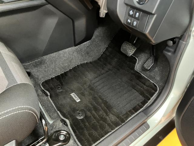 タフト Ｇターボ　ダーククロムベンチャー　サポカーＳワイド適合　ドラレコ　スカイフィールトップ　電動パーキングブレーキ　全車速追従機能付ＡＣＣ　パノラマモニター対応　ステアリングスイッチ　シートヒーター　ＵＳＢ接続端子　コーナーセンサー（24枚目）