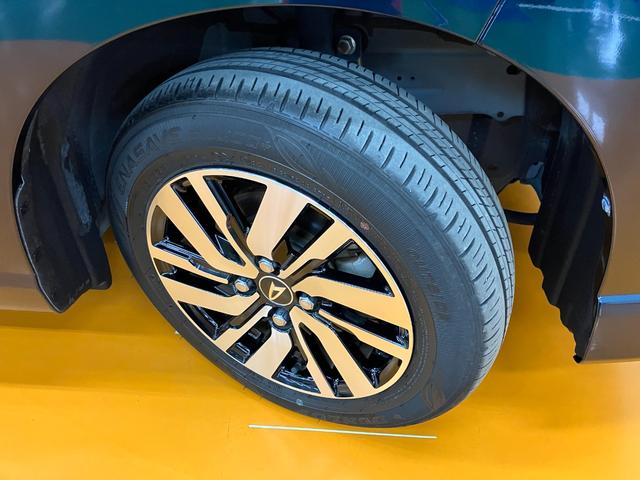 トール カスタムＧ　サポカーＳワイド適合　ドラレコ　両側オートスライドドア　全車速追従機能付ＡＣＣ　電動パーキングブレーキ　パノラマモニター対応　ＵＳＢ接続端子　Ｐスタート　コーナーセンサー　シートヒーター　キーフリー（30枚目）