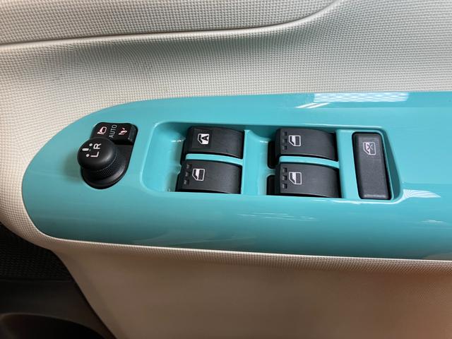 ムーヴキャンバス Ｇメイクアップリミテッド　ＳＡＩＩＩ　サポカーＳワイド適合　パノラマモニター対応　ステアリングスイッチ　両側オートスライドドア　Ｐスタート　アイドリングストップ　置きラクボックス　オートハイビーム　電動格納ミラー　キーフリー（15枚目）