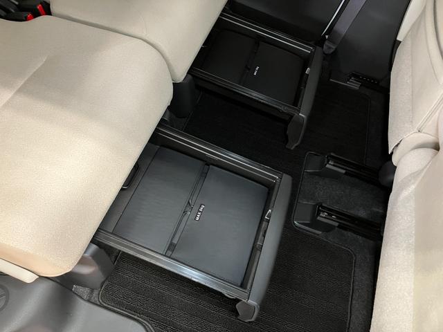 ムーヴキャンバス Ｘメイクアップリミテッド　ＳＡＩＩＩ　サポカーＳワイド適合　パノラマモニター対応　ＥＴＣ　ドラレコ　ステアリングスイッチ　両側オートスライドドア　運転席シートヒーター　Ｐスタート　アイドリングストップ　置きラクボックス　キーフリー（21枚目）