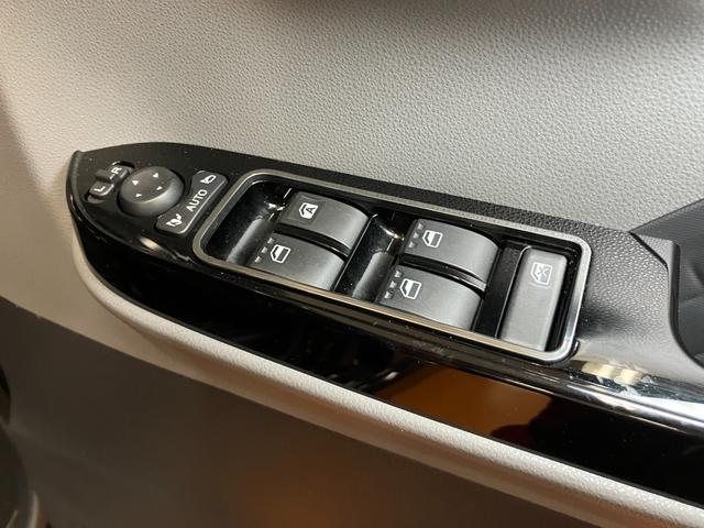 タント カスタムＸセレクション　サポカーＳワイド適合　Ｂカメラ　ＥＴＣ　　ミラクルオープンドア　両側オートスライドドア　ＵＳＢ接続端子　ステアリングスイッチ　シートヒーター　Ｐスタート　コーナーセンサー　電動格納ミラー　キーフリー（17枚目）